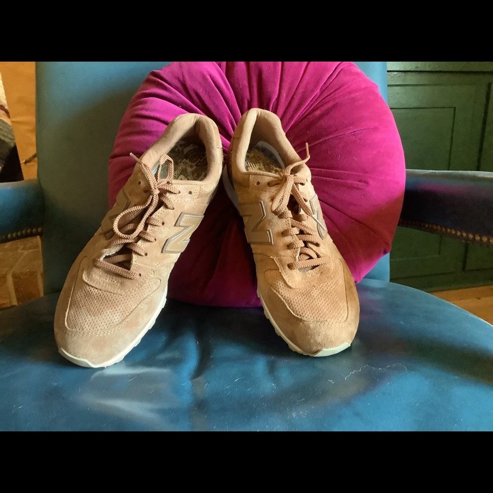 BNWB Suede New Balance